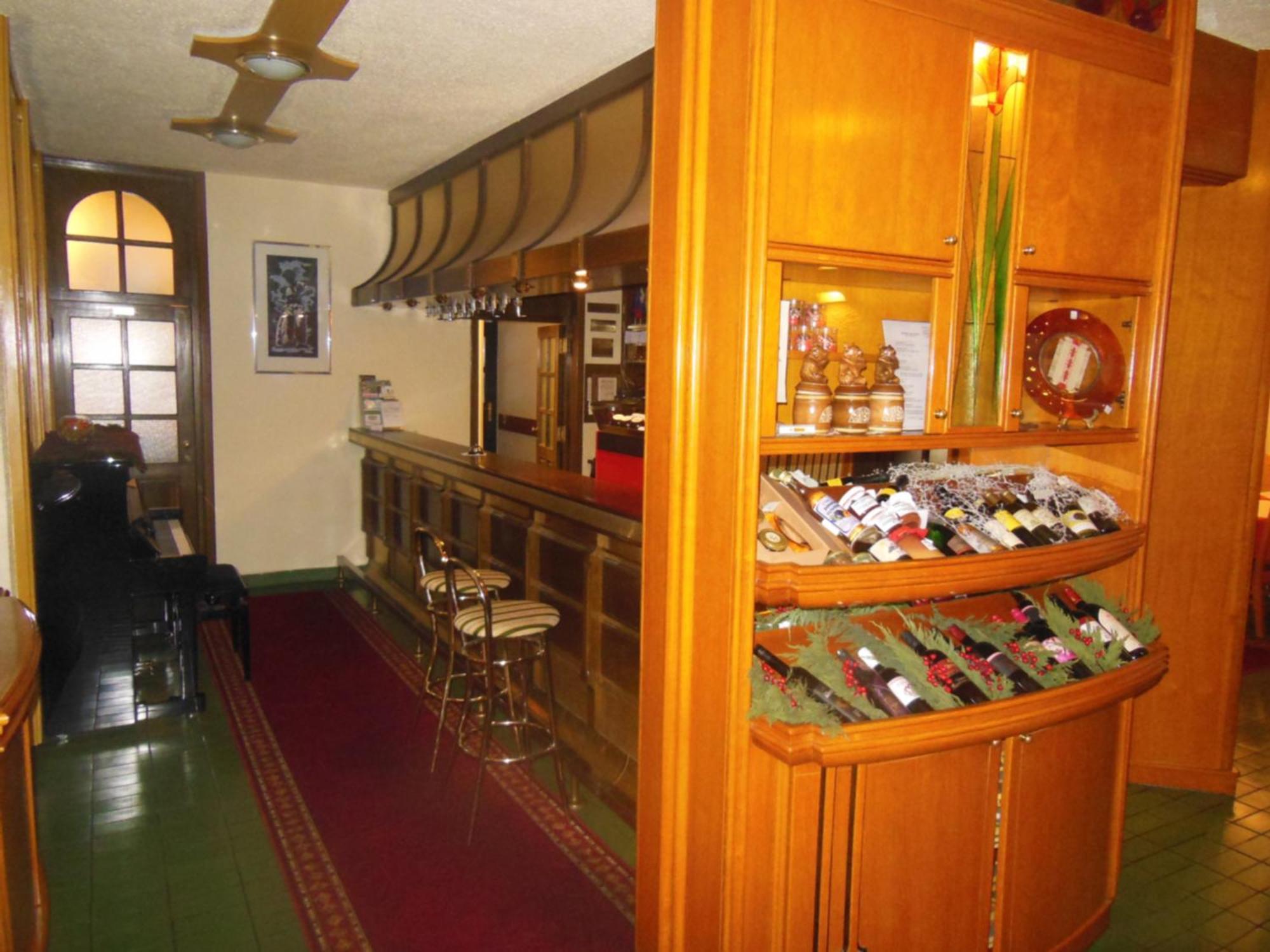 Hotel Pri Belokranjcu Novo Mesto Bagian luar foto